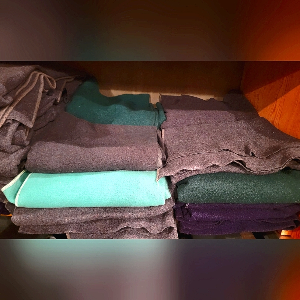 WOOL BLEND BLANKETS. !!LIMIT 3!!